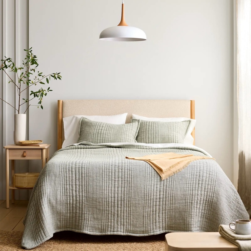 BNWT Quince Organic Cotton Channel Stitch Coverlet Set KING/CAL KING